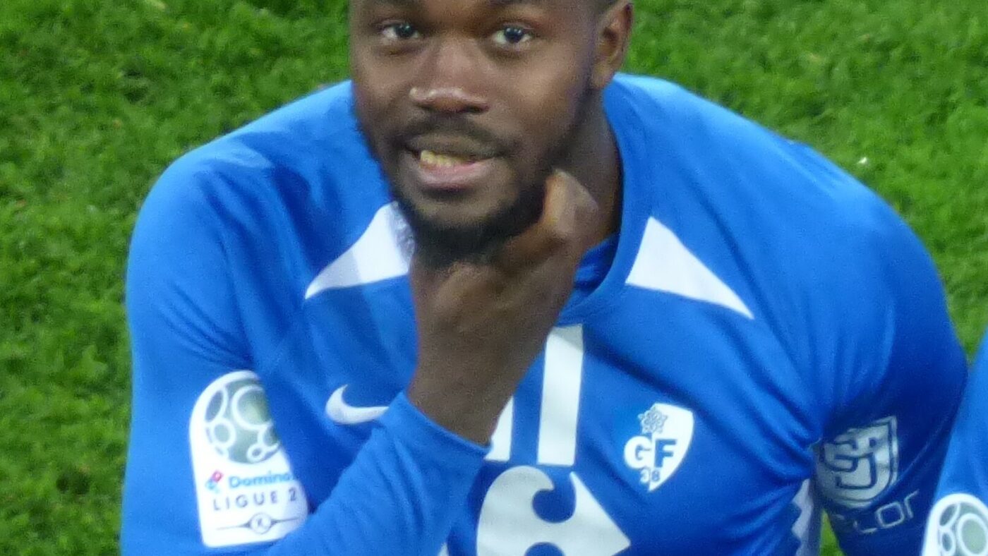 Arsenal in talks with Leverkusen over Jarrel Quansah deal