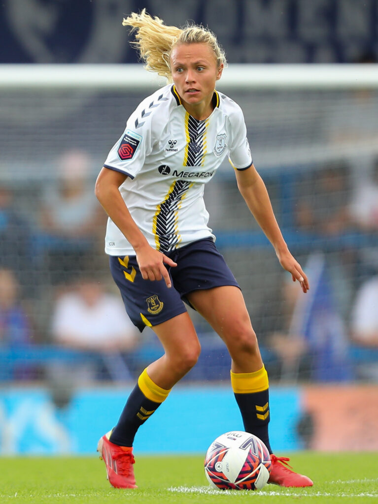 Claire Emslie, Chelsea FC Women v Everton FC Women, 12 September 2021 (cropped)
